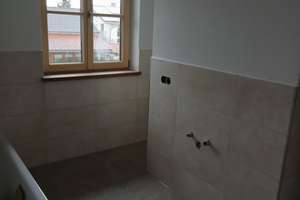 Erstbezug!  Neubau-Doppelhaushälfte zu vermieten – Die vollständige Adresse der Immobilie erhältst du vom Anbieter., 83550 Emmering – Vorschaubild 5