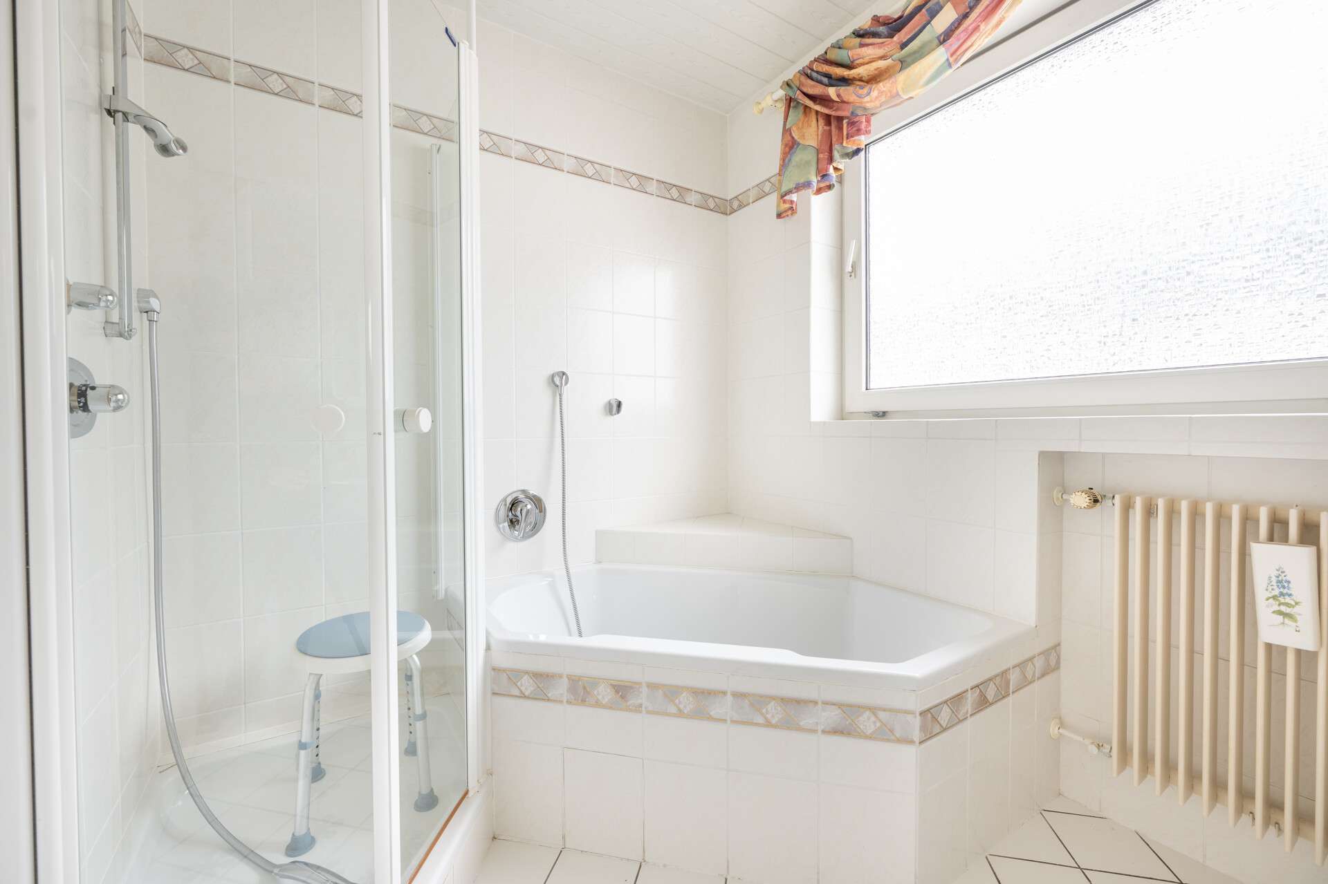 Immobilie in Großmaischeid - Wohnen auf zwei Ebenen mit Terrasse und Garten - Bild 13