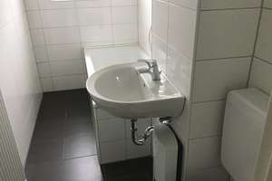 Attraktiv! Günstig geschnittene 2-Zimmer-Wohnung – Bochumer Landstr. 258, 45276 Freisenbruch, Essen – Vorschaubild 2