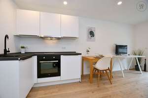 Modern möbliertes Apartment mit Balkon in Stuttgart Mitte – Die vollständige Adresse der Immobilie erhältst du vom Anbieter., 70190 Kernerviertel, Stuttgart – Vorschaubild 3