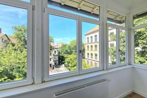 Stilvolle 3-Zimmer-Wohnung mit Wintergarten und hochwertiger Ausstattung – Die vollständige Adresse der Immobilie erhältst du vom Anbieter., 70176 Feuersee, Stuttgart – Vorschaubild 2