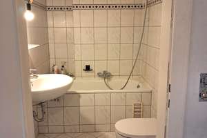 Wohntraum in Bilk/Unterbilk: Modernisierte 3‑Zimmer‑Wohnung mit Einbauküche & optionalem TG-Platz – 40223 Bilk, Düsseldorf – Vorschaubild 7
