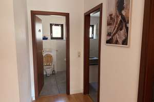 Potenzialreiche 3,5-Zimmer-Etagenwohnung mit Garage und zwei Balkonen – Die vollständige Adresse der Immobilie erhältst du vom Anbieter., 76534 Innenstadt, Baden-Baden – Vorschaubild 8