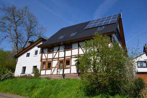 Fachwerkhaus in landschaftlich reizvoller Dorfrandlage mit Sicht in die - Rühler-Schweiz - – Die vollständige Adresse der Immobilie erhältst du vom Anbieter., 37640 Golmbach – Vorschaubild 4