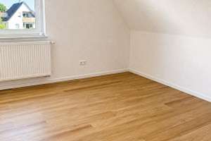 Erstbezug nach Sanierung: schöne 3-Zimmer-Dachgeschosswohnung in Stuttgart Stammheim – Bläulingweg 14, 70439 Stammheim-Mitte, Stuttgart – Vorschaubild 5