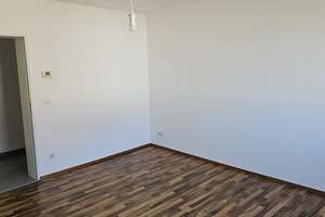 Lichtdurchflutete 2 - Zimmer Wohnung – Die vollständige Adresse der Immobilie erhältst du vom Anbieter., 30169 Calenberger Neustadt, Hannover – Vorschaubild 3