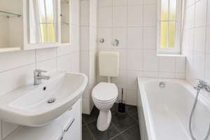 Schöne 4-Zimmer-Wohnung Nähe Waldfriedhof  – Einhornallee 10, 81377 Am Waldfriedhof, München – Vorschaubild 4