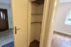 … mit Blick zum Innenhof - renoviertes 2-Zimmer-Apartment + Tageslichtbad + separate Küche – Fischbank 4, 18055 Stadtmitte, Rostock – Vorschaubild 7
