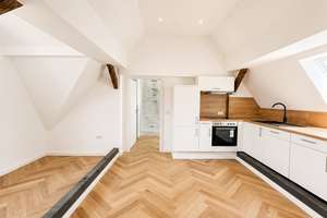 Außergewöhnliche Studio-Dachgeschosswohnung mit großer Dachterrasse – Die vollständige Adresse der Immobilie erhältst du vom Anbieter., 26121 Innenstadt, Oldenburg (Oldenburg) – Vorschaubild 3