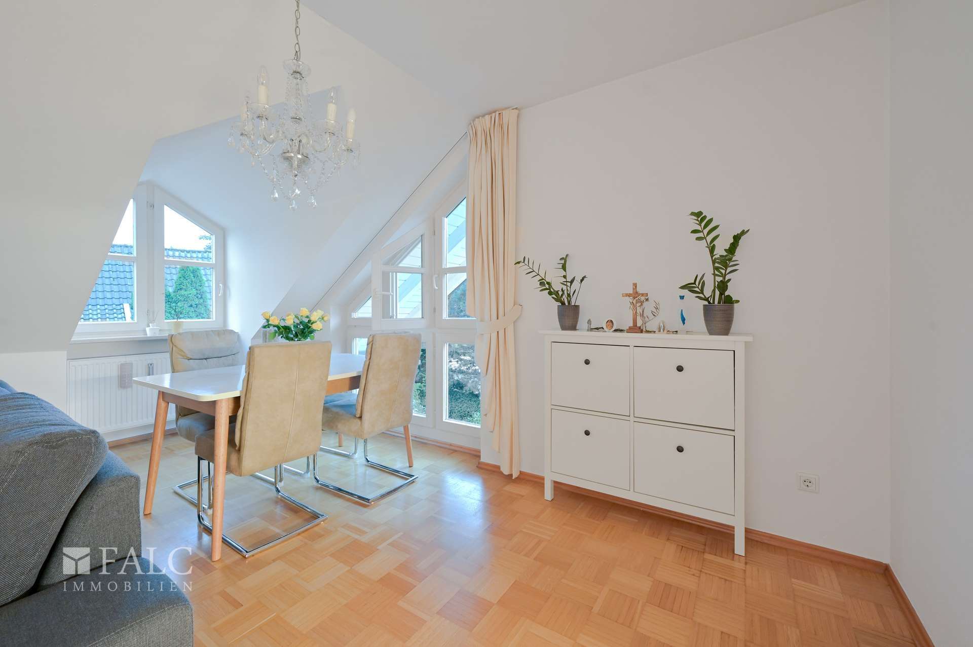 Immobilie in Neubiberg - Harmonisch. Hell. Herzlich. Gemütliche Dachgeschosswohnung in Top Lage - Bild 10