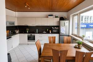 Viel Platz mitten in Düsseldorf – großzügige 2-Zimmer-Wohnung am Wehrhahn