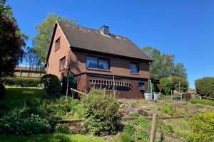 Einfamilienhaus in Feldrandlage mit kilometerweitem Fernblick – Die vollständige Adresse der Immobilie erhältst du vom Anbieter., 23714 Malente – Vorschaubild 2