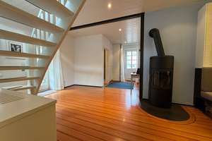 Property thumbnail 2