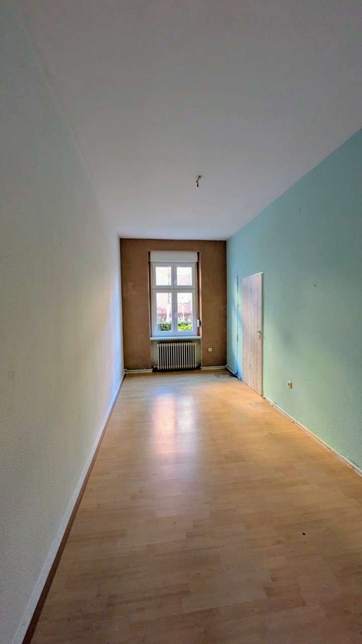 4 Zimmer Erdgeschosswohnung mit Terrassenmöglichkeit in Steglitz, Berlin – Bild 2