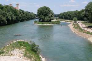 At the Isar, for sportsmen and nature lovers: completely renovated apartment with balcony & parking – Sommerstraße 34, 81543 Untergiesing, München – Vorschaubild 18