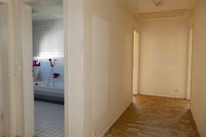 Geräumige und sonnige DG-Wohnung, TL-Bad, 3 Balkone, TG – Blumenstraße 16, 70736 Fellbach – Vorschaubild 13