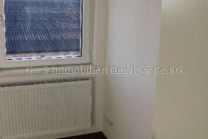 Charmantes Mehrfamilienhaus mit Potential mit PKW Einstellplätzen 3 Garagen und Garten – Die vollständige Adresse der Immobilie erhältst du vom Anbieter., 38112 Veltenhof-Rühme, Braunschweig – Vorschaubild 2