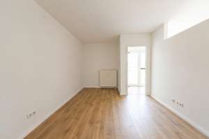 Gemütliche 3-Z: Erstbezug nach Vollsanierung Stadtfeld Ost - modernes Bad, kleiner Balkon & Aufzug – Goethestraße 25, 39108 Stadtfeld Ost, Magdeburg – Vorschaubild 8