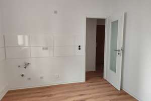 Erstbezug nach Sanierung mit Dusche und Loggia – Scheffel- Privatstr. 6, 39108 Stadtfeld Ost, Magdeburg – Vorschaubild 5