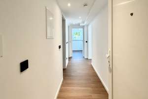 Charmante 3-Zimmer-Wohnung mit Terrasse und eigenem Garten! – Parkstraße 1, 82343 Pöcking – Vorschaubild 3