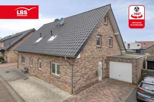 Neuwertig modernisierte DHH mit Garten, Garage, Top Ausstattung und Lage
 – Die vollständige Adresse der Immobilie erhältst du vom Anbieter., 47652 Weeze – Vorschaubild 1