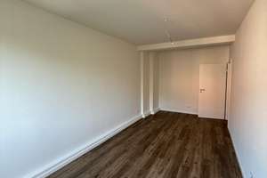 NEU *Paul & Partner* ! ERSTBEZUG NACH RENOVIERUNG MIT NEUER EINBAUKÜCHE & 2x BALKONE ! – Die vollständige Adresse der Immobilie erhältst du vom Anbieter., 65195 Westend / Bleichstraße, Wiesbaden – Vorschaubild 9