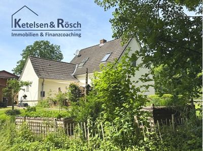 Privilegiertes Wohnen - Saniertes Einfamilienhaus in erster Reihe am See