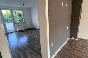 2 Zimmerwohnung mit Balkon sucht ordentlichen Mieter – Grillostraße 43, 45881 Gelsenkirchen – Vorschaubild 2