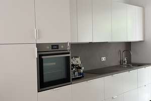 Moderne 75 m² Wohnung mit Loft-Charakter, Blick ins Grüne & Einbauküche – Elisabethstraße 17, 47226 Hochemmerich, Duisburg – Vorschaubild 2