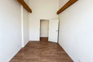 Erstbezug nach Sanierung -  3 Zimmer Altbauwohnung mit Deckenhöhe bis 4 m in Pempelfort – 40476 Pempelfort, Düsseldorf – Vorschaubild 12