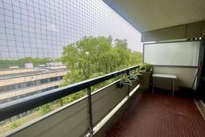 Helle 3-Zimmer-Wohnung mit Weitblick und Stellplatz in Köln-Weiden – Die vollständige Adresse der Immobilie erhältst du vom Anbieter., 50858 Weiden, Köln – Vorschaubild 12