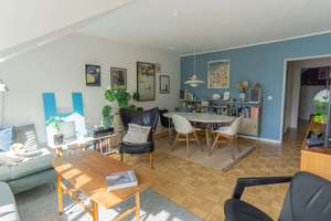 Stilvolle Maisonette-Wohnung mit 86qm Wohn-/Nutzfläche plus Tiefgaragenstellplatz in begehrter Lage – Die vollständige Adresse der Immobilie erhältst du vom Anbieter., 22529 Lokstedt, Hamburg – Vorschaubild 3