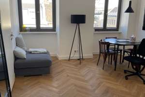 Stilvolle Dachgeschosswohnung im Herzen von Bonn