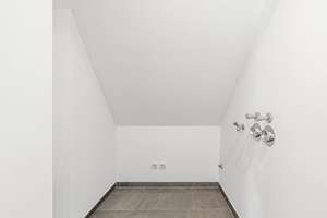 Galerieflair im Grünen mit viel Ruhe – Die vollständige Adresse der Immobilie erhältst du vom Anbieter., 10407 Prenzlauer Berg, Berlin – Vorschaubild 11