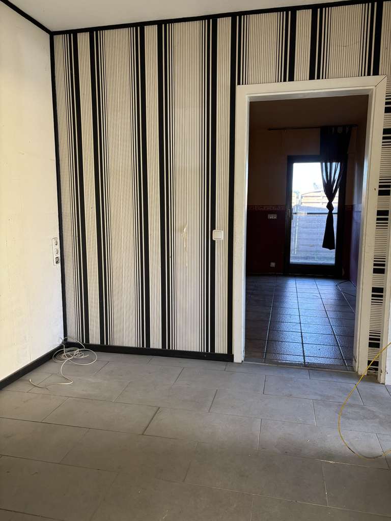 Immobilie in Erkelenz - ***großes, freistehendes Familienhaus mit Einliegerwohnung ! ***  Keyenberg-Süd - Bild 3