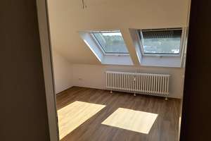 Erstbezug nach Grundsanierung: 4-Zimmer-DG-Wohnung in zentraler Lage von Osnabrück – Die vollständige Adresse der Immobilie erhältst du vom Anbieter., 49088 Sonnenhügel, Osnabrück – Vorschaubild 3
