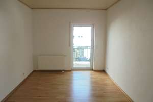 Bald frei !! Gemütliche Wohnung mit Balkon, EBK und Tageslichtbad in BME / Garage vorhanden – Berliner Str. 35, 55583 Bad Münster am Stein-Ebernburg – Vorschaubild 6