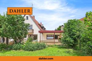 * RESERVIERT * ZWEIFAMILIENHAUS MIT VIEL PLATZ UND FLEXIBLER NUTZUNG – Die vollständige Adresse der Immobilie erhältst du vom Anbieter., 90574 Roßtal – Vorschaubild 1