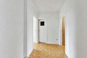 Vermietete 3-Zimmer-Wohnung in Pempelfort - nachhaltig investieren oder Perspektive sichern – Die vollständige Adresse der Immobilie erhältst du vom Anbieter., 40477 Pempelfort, Düsseldorf – Vorschaubild 2