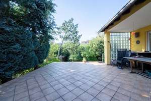 Großzügiger Bungalow mit Einliegerwohnung und Wohlfühlgarten – Die vollständige Adresse der Immobilie erhältst du vom Anbieter., 56077 Arenberg, Koblenz – Vorschaubild 11