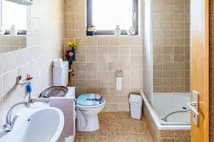 Property thumbnail 17