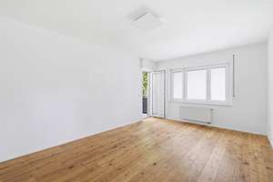 renovierte 4-Zi-Stadtwohnung mit 2 Loggien – Die vollständige Adresse der Immobilie erhältst du vom Anbieter., 89231 Neu-Ulm – Vorschaubild 9