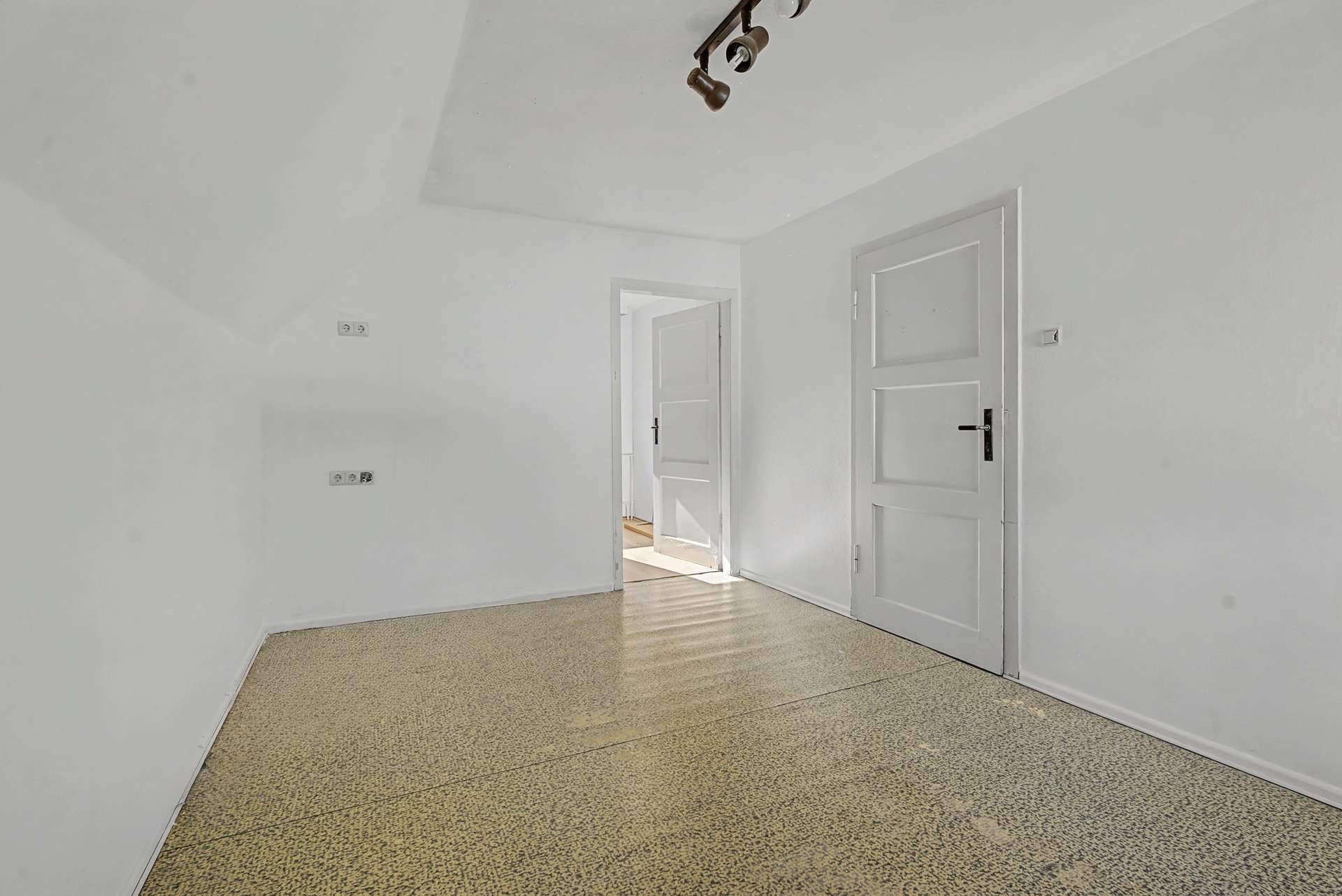 Immobilie in Hasbergen - 1.000 m² Gartenparadies – freistehendes Einfamilienhaus mit viel Platz für Ihre Familie - Bild 10