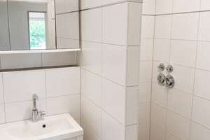 Attraktive  3-ZKB-Wohnung mit unveraubarem Blick auf Dom und Stadtamhof! – Am Europakanal 20, 93059 Stadtamhof, Regensburg – Vorschaubild 7