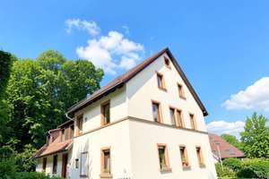 Historisches Anwesen mit genehmigter Ausbauhistorie & vielseitigem Entwicklungspotenzial