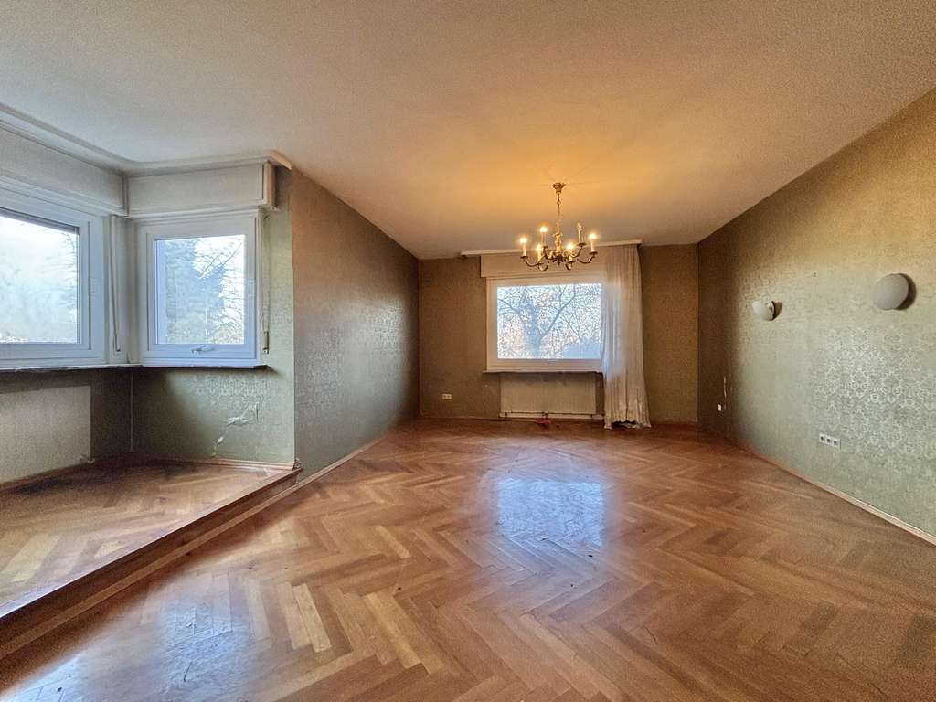 Immobilie in Dußlingen - Villenanwesen mit 3 Wohneinheiten - seltene Gelegenheit für Investoren - Bild 3