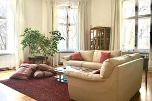 Großzügige 2-Zimmer-Altbauwohnung in Top-Lage nahe Nollendorfplatz & Winterfeldtplatz