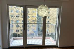 Geschmackvolle 1,5-Raum-Wohnung mit Balkon und EBK in Saarbrücken-City 