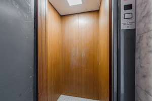Wohnen über den Dächern von Derendorf – stilvolle Wohnung mit Kamin und zwei Terrassen – Die vollständige Adresse der Immobilie erhältst du vom Anbieter., 40476 Derendorf, Düsseldorf – Vorschaubild 5