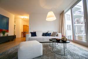 Düsseldorf: Große Traumwohnung mit Blick ins Grüne im Herzen von Oberkassel – Die vollständige Adresse der Immobilie erhältst du vom Anbieter., 40547 Niederkassel, Düsseldorf – Vorschaubild 4